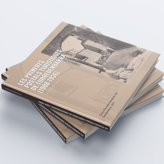 Square_Book_Mockup_2